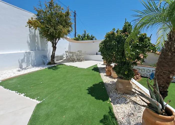 Ref 281 Villa *